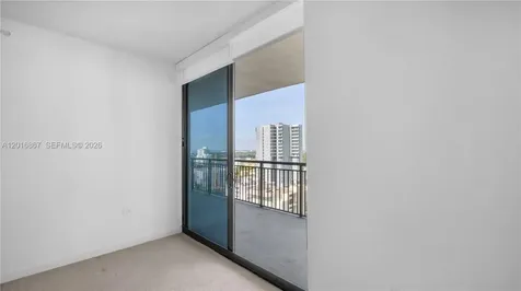 999 SW 1st Avenue Miami FL 33130