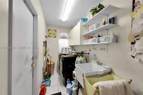 701 SW 93rd Terrace Pembroke Pines FL 33025