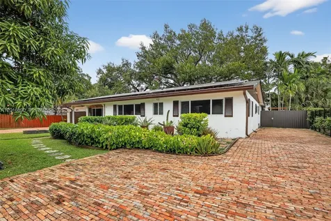 19901 NE 21st Avenue Miami FL 33179