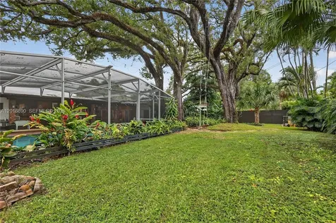 19901 NE 21st Avenue Miami FL 33179
