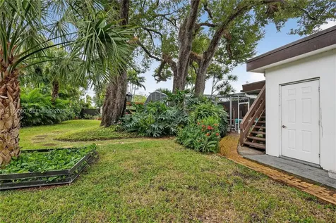 19901 NE 21st Avenue Miami FL 33179