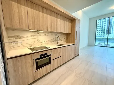 77 SE 5 Street Miami FL 33131