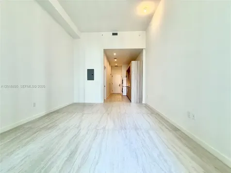 77 SE 5 Street Miami FL 33131