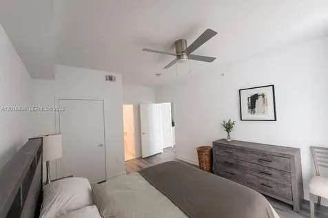 79 SW 12th Street Miami FL 33130