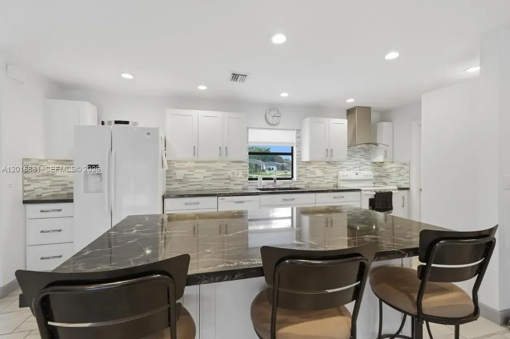 6455 Hitchin Post Way Delray Beach FL 33484