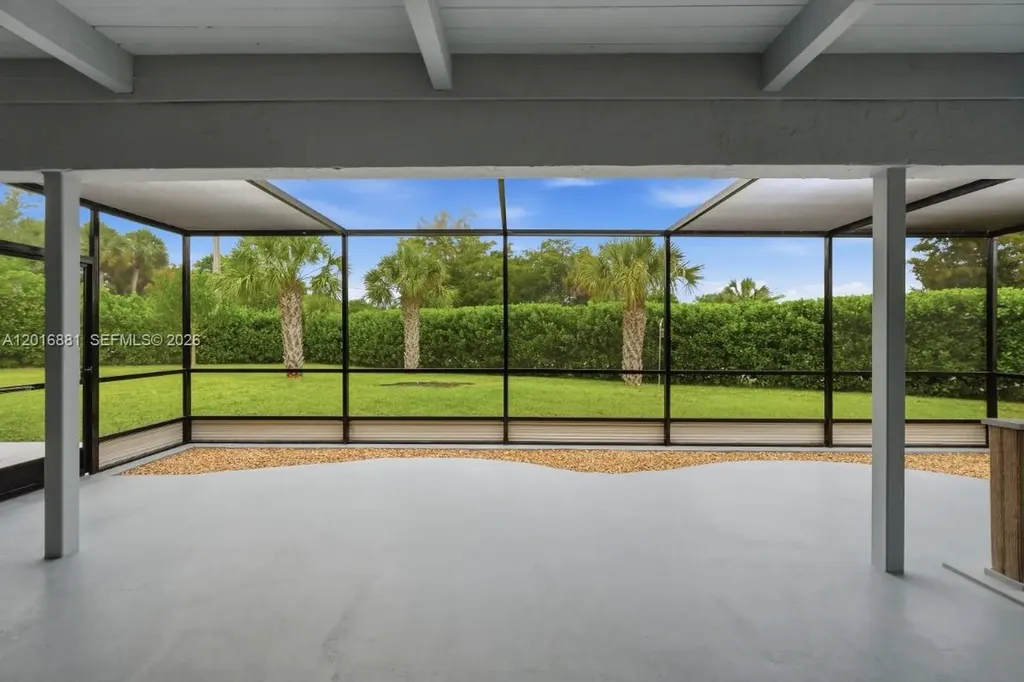 6455 Hitchin Post Way Delray Beach FL 33484