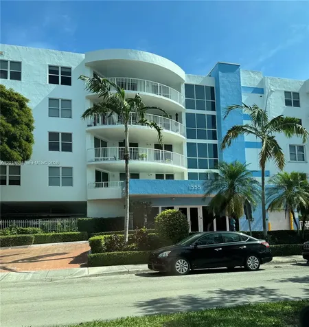 1555 N N.treasure Drive North Bay Village FL 33141