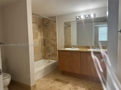1555 N N.treasure Drive North Bay Village FL 33141