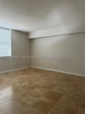 1555 N N.treasure Drive North Bay Village FL 33141
