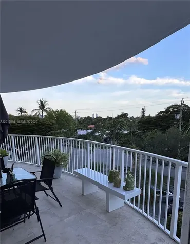 1555 N N.treasure Drive North Bay Village FL 33141