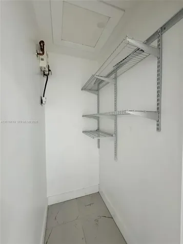 2142 NW 1st Street Miami FL 33125