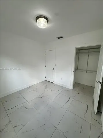 2142 NW 1st Street Miami FL 33125