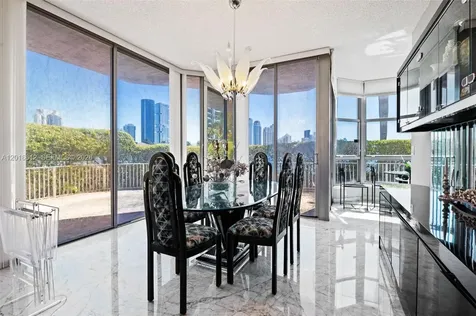 19101 NE 36th Court Aventura FL 33180