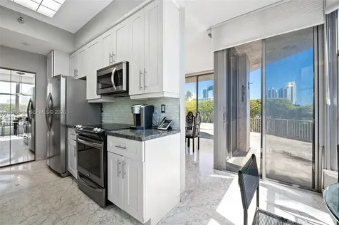 19101 NE 36th Court Aventura FL 33180