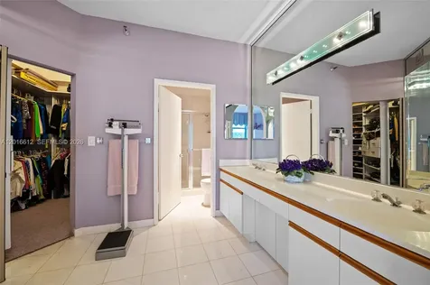 19101 NE 36th Court Aventura FL 33180