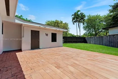 1025 Sylvania Boulevard West Miami FL 33144