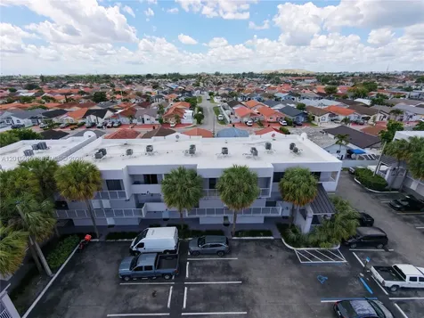 2680 W 76th Street Hialeah FL 33016