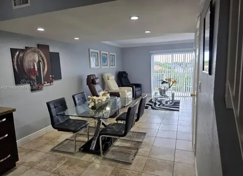 2680 W 76th Street Hialeah FL 33016