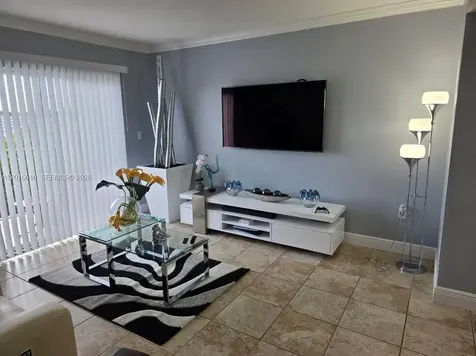 2680 W 76th Street Hialeah FL 33016