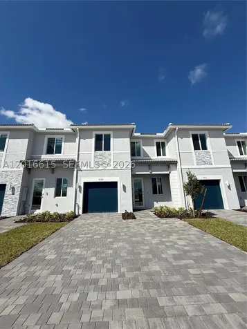 663 SE 13th St Circle Homestead FL 33034