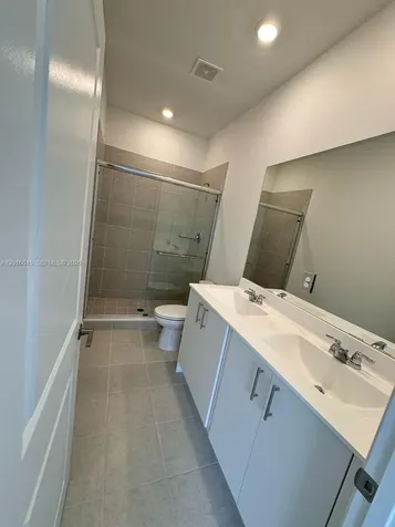 663 SE 13th Street Circle Homestead FL 33034