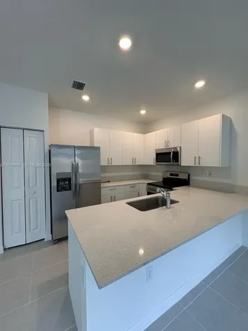 663 SE 13th Street Circle Homestead FL 33034