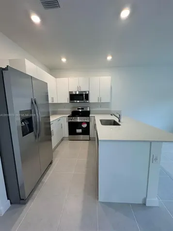 663 SE 13th Street Circle Homestead FL 33034