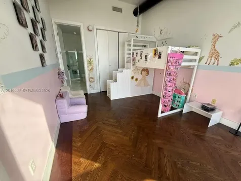 2001 Meridian Avenue Miami Beach FL 33139
