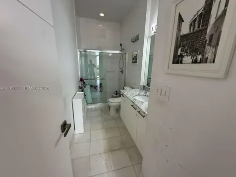 2001 Meridian Avenue Miami Beach FL 33139