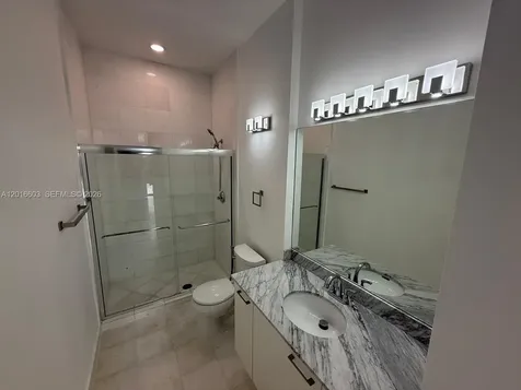 2001 Meridian Avenue Miami Beach FL 33139