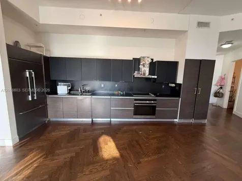 2001 Meridian Avenue Miami Beach FL 33139