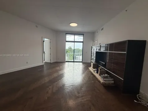 2001 Meridian Avenue Miami Beach FL 33139
