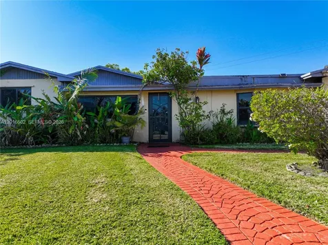 10900 SW 177th Terrace Miami FL 33157