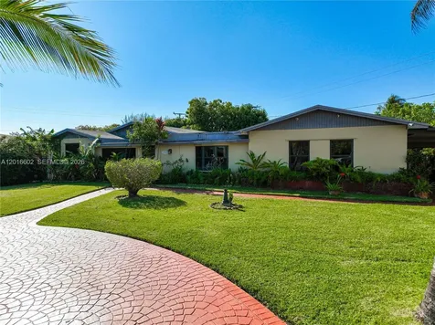 10900 SW 177th Terrace Miami FL 33157