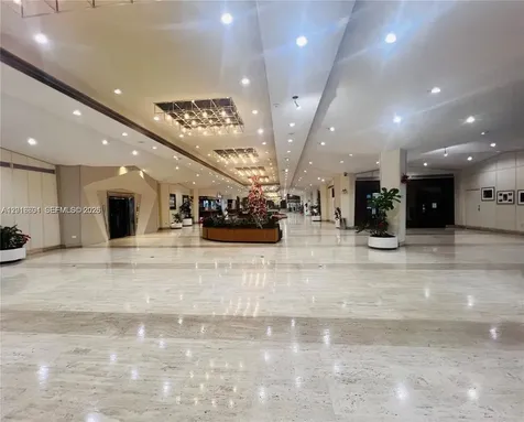 825 Brickell Bay Drive Miami FL 33131