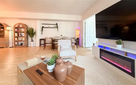 825 Brickell Bay Drive Miami FL 33131