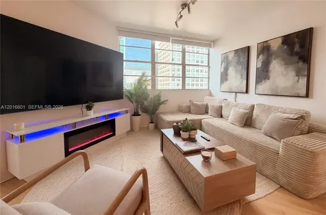 825 Brickell Bay Drive Miami FL 33131