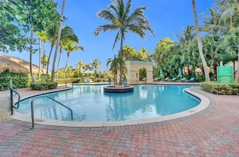 19501 W Country Club Drive Aventura FL 33180