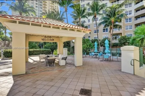 19501 W Country Club Drive Aventura FL 33180