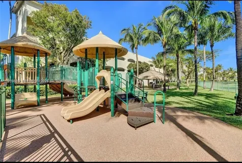 19501 W Country Club Drive Aventura FL 33180