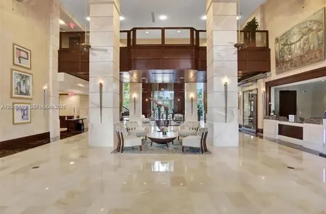 19501 W Country Club Drive Aventura FL 33180