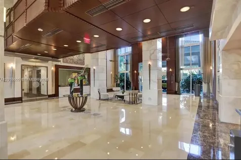 19501 W Country Club Drive Aventura FL 33180