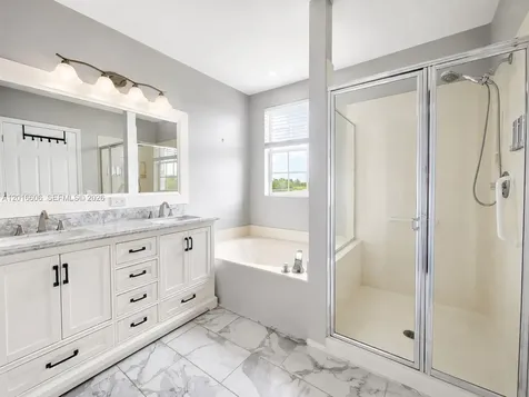 963 Falling Water Road Weston FL 33326