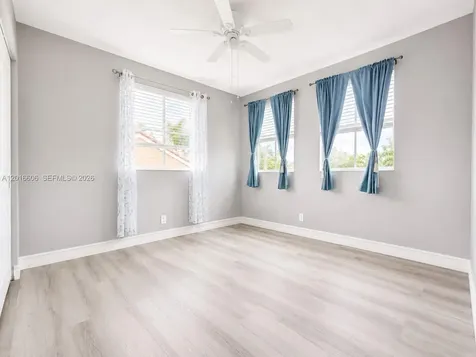 963 Falling Water Road Weston FL 33326