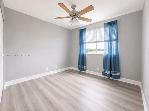 963 Falling Water Road Weston FL 33326