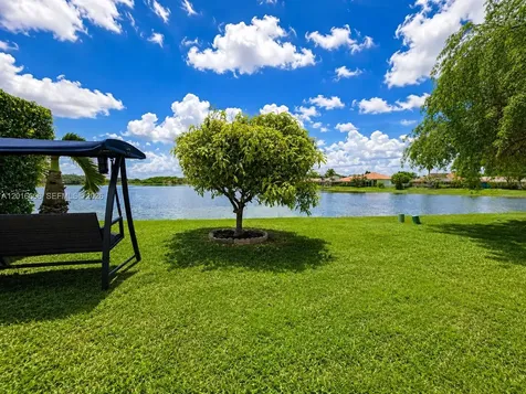 963 Falling Water Road Weston FL 33326