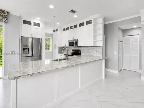 963 Falling Water Road Weston FL 33326