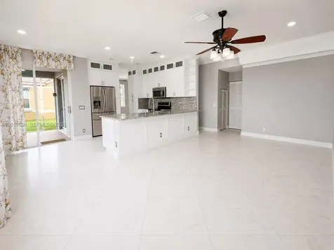 963 Falling Water Road Weston FL 33326