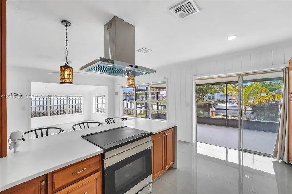 2718 Sherman Street Hollywood FL 33020