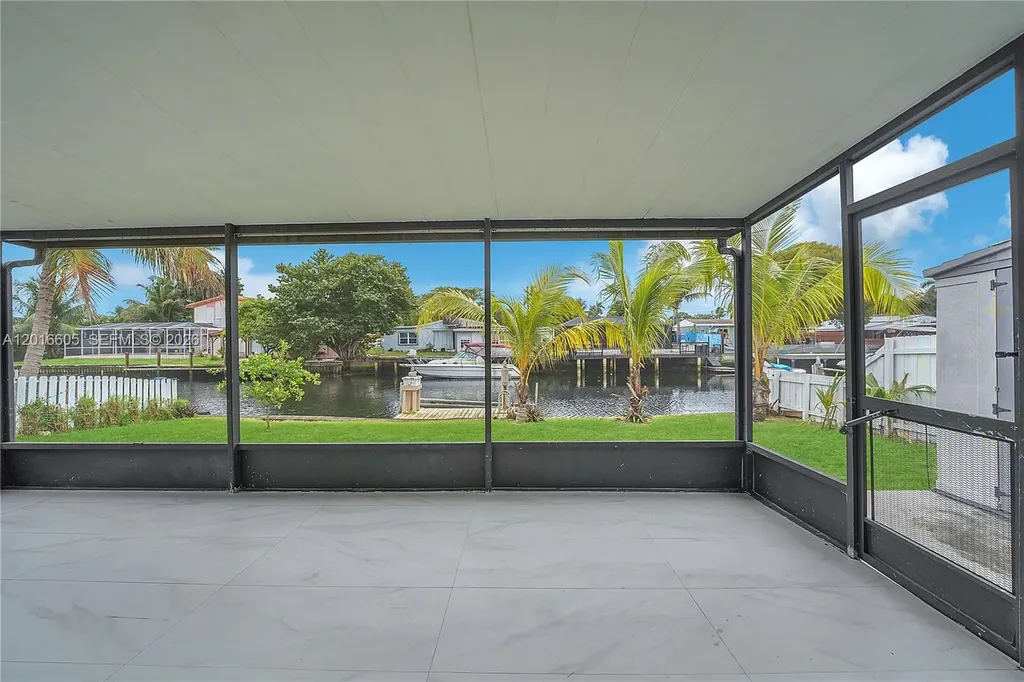 2718 Sherman Street Hollywood FL 33020